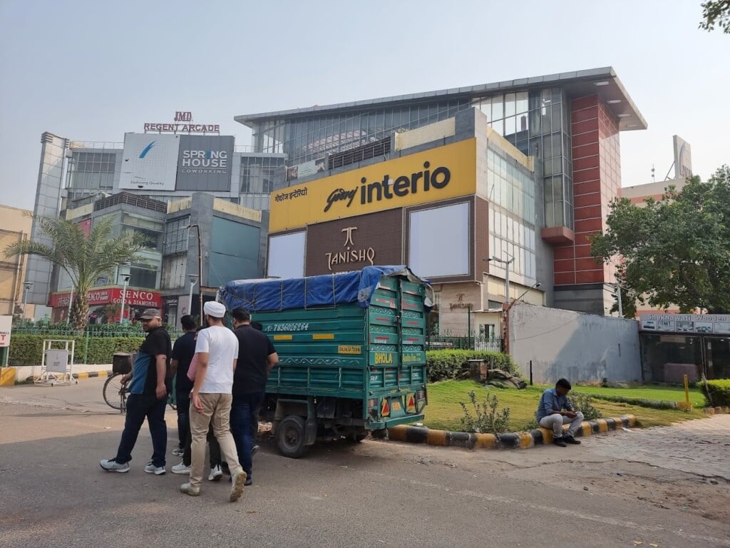 JMD REGENT ARCADE MALL - 5