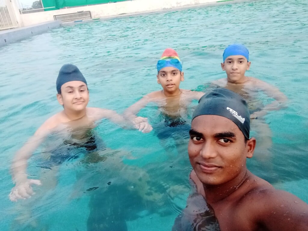 Fitso Sector 54 Suncity, Swimming - 2