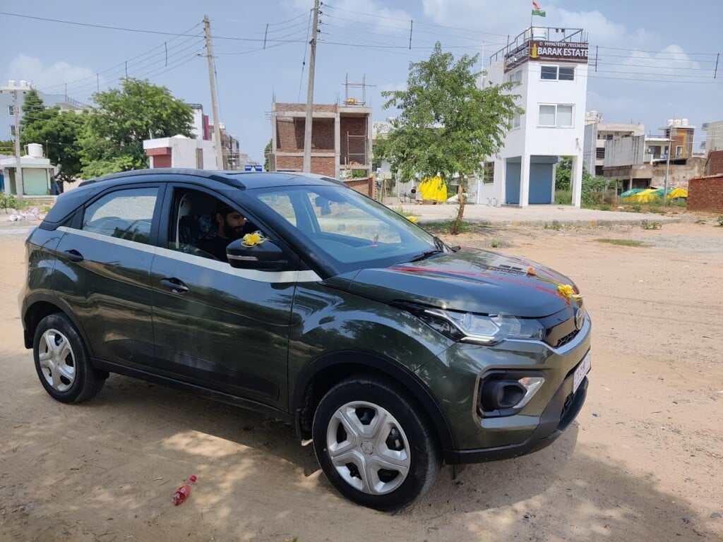 Nikhil Driving School - Best Driving School in Gurgaon - 4