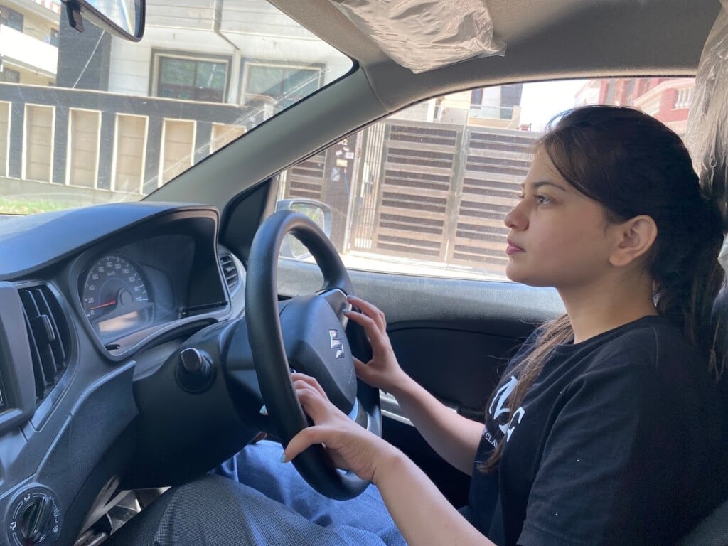 Balaji Driving School - Car Driving School in sector 15 gurgaon - 3