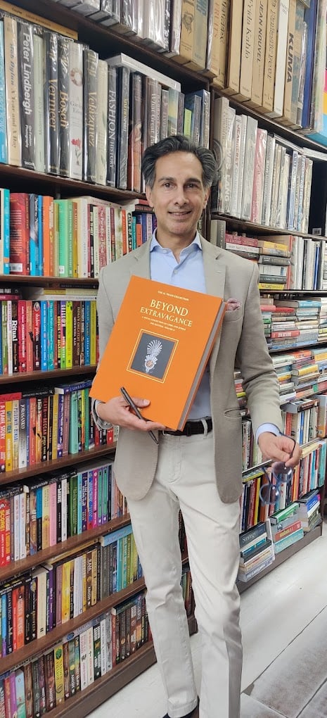 Bahrisons Booksellers Galleria - 2