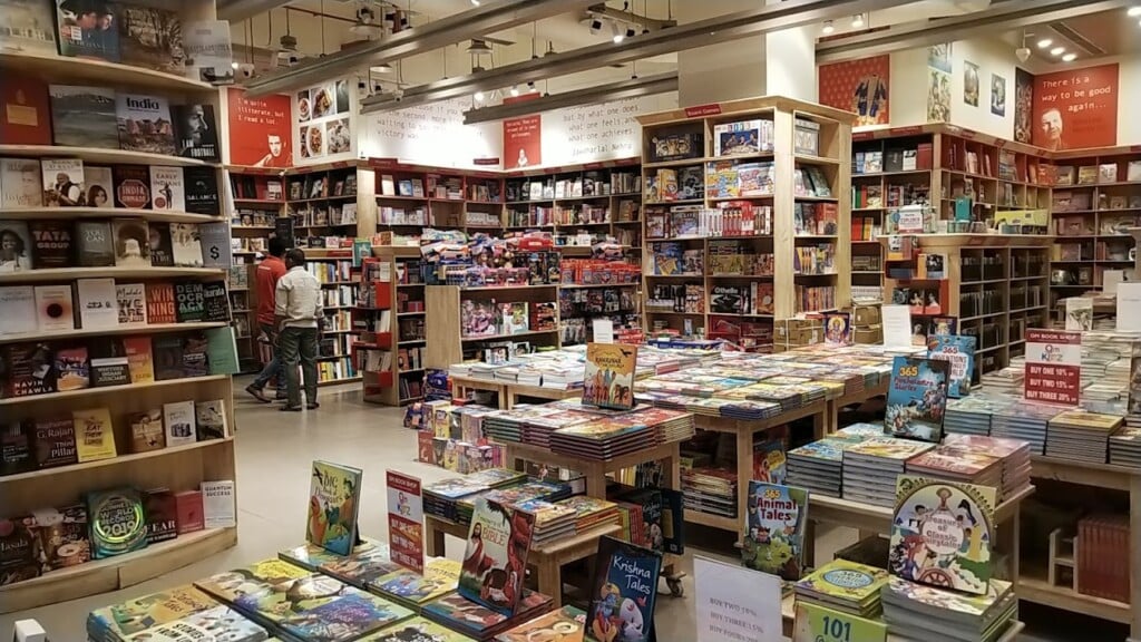 Om Book Shop Gurugram - 3