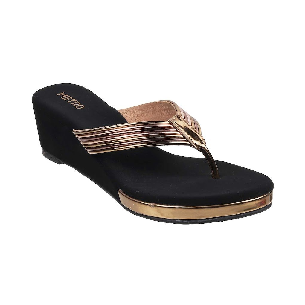 Metro Shoes Gurugram - 2