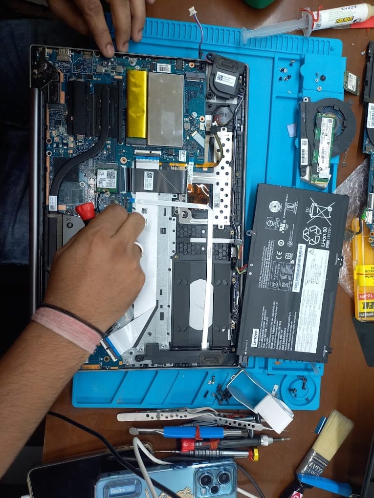 computer and Laptop Repair Zone Service Center