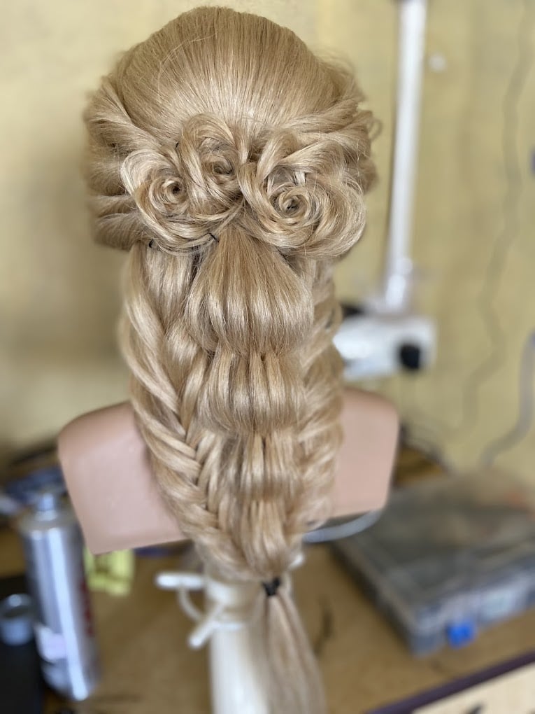 Bueclat Salon & Spa - 4