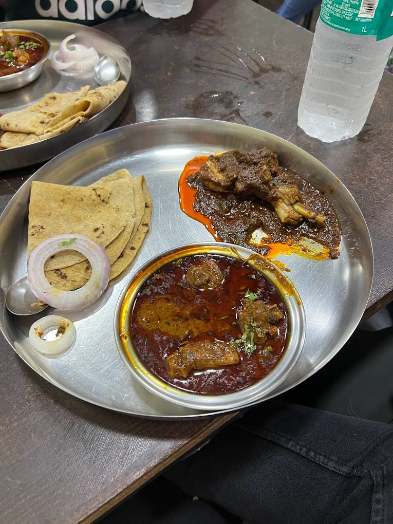 Vidarbh King, Nagpuri Saoji Hotel