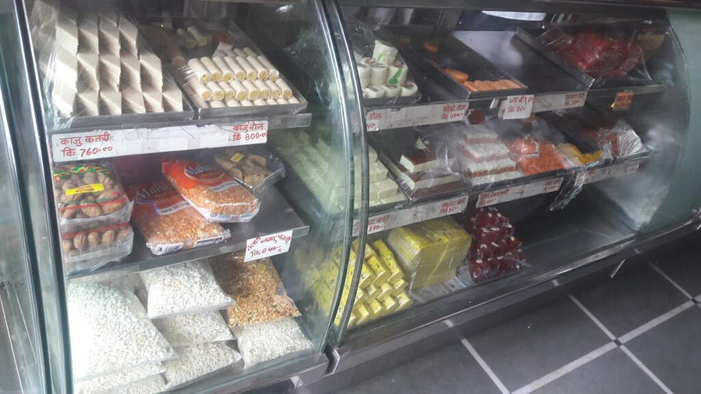 Jai Veer Sweets And Farsan Mart - 5