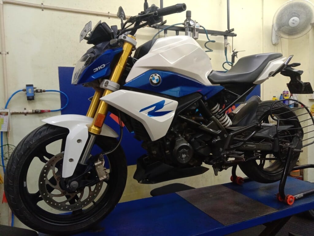 Moto Rangers Garage - 4