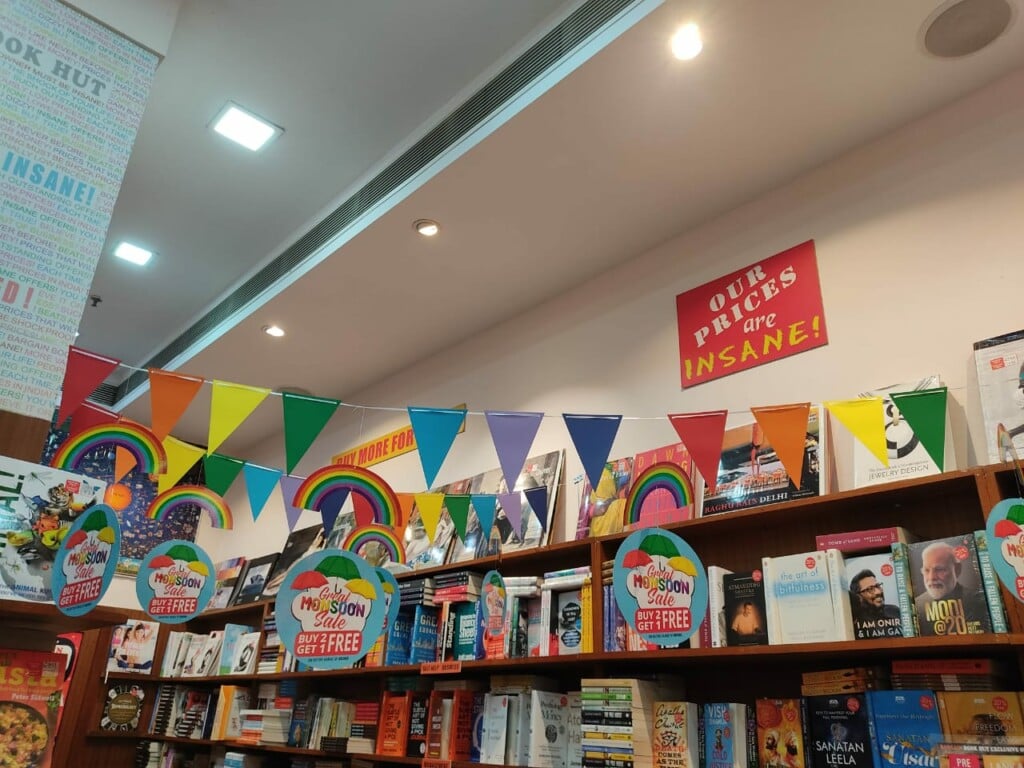 Bargain Book Hut, Thane - 2