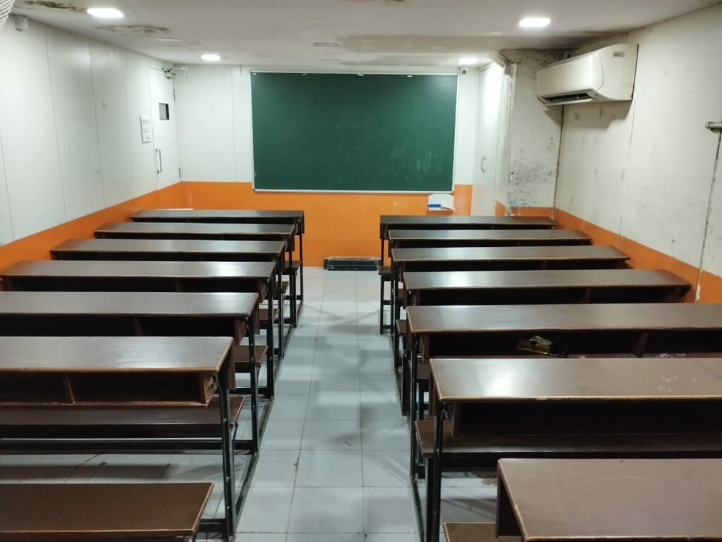 Edge Academy Coaching Classes Thane - 5