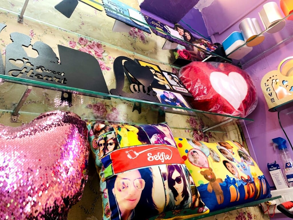 Customized Gift House - 2