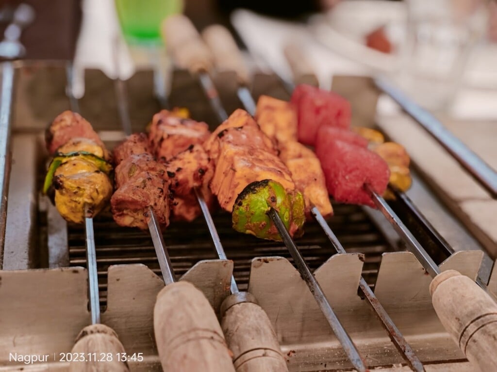 Naivedhyam Restaurant - 2