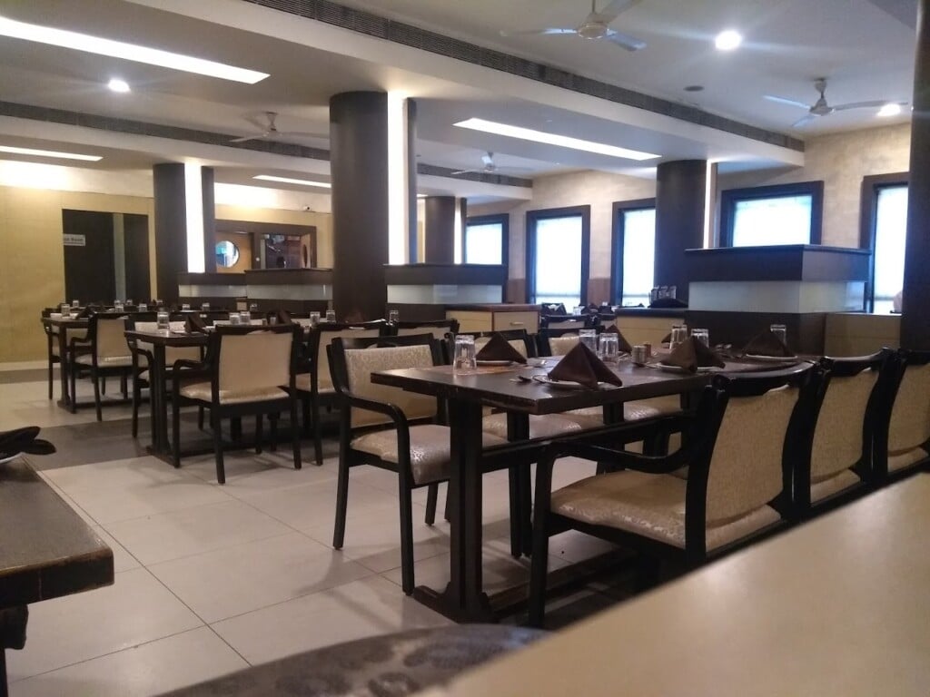 Naivedhyam Restaurant - 3