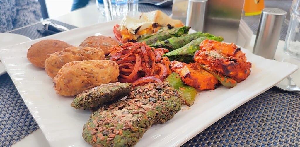 VEGGIETUDE RESTAURANT TRIMURTI NAGAR - 2