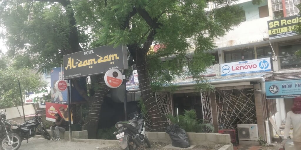 Laptop Service Center - Laptop Plus - 3