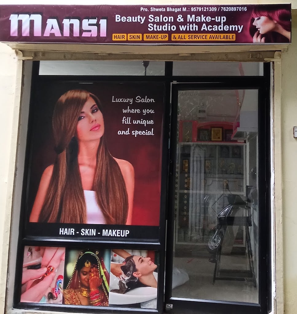 Lash The Professional Unisex salon & Makeup studio - 5