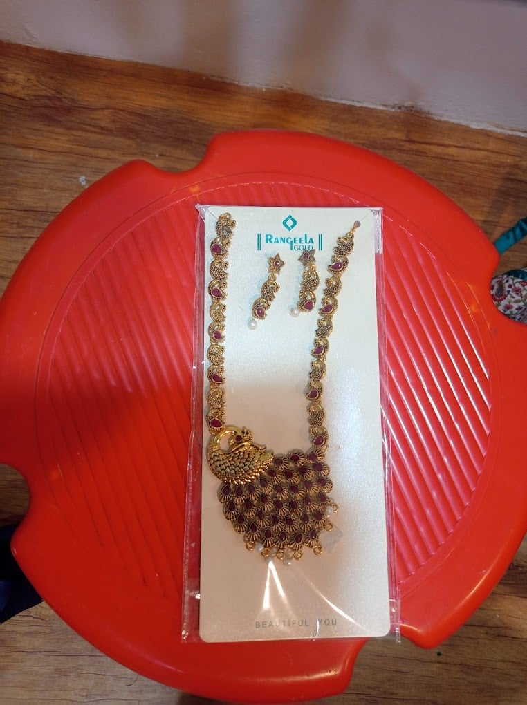 Swati Herbal Beauty Parlour and Sisters Shopee - 3