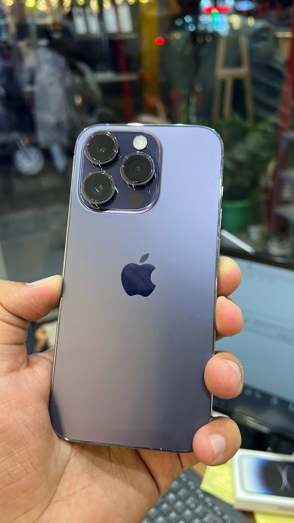 Hola Mobiles & More - Best Mobile Shop In Nagpur