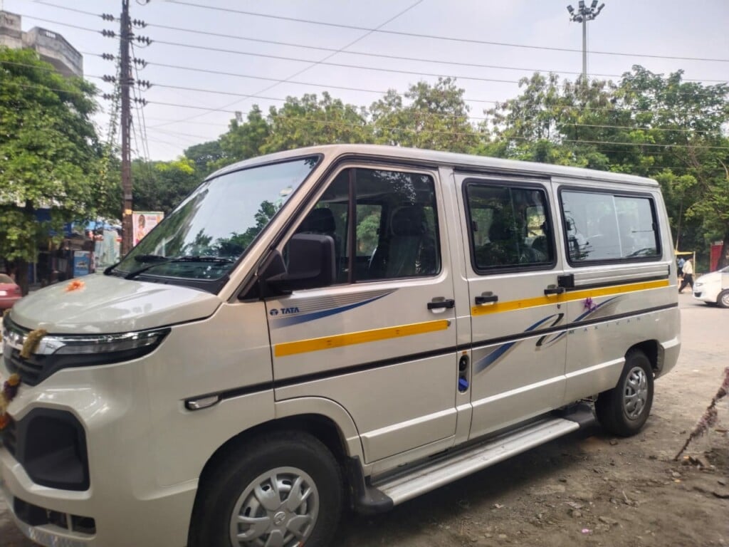 Hari Om Tours And Travels Nagpur