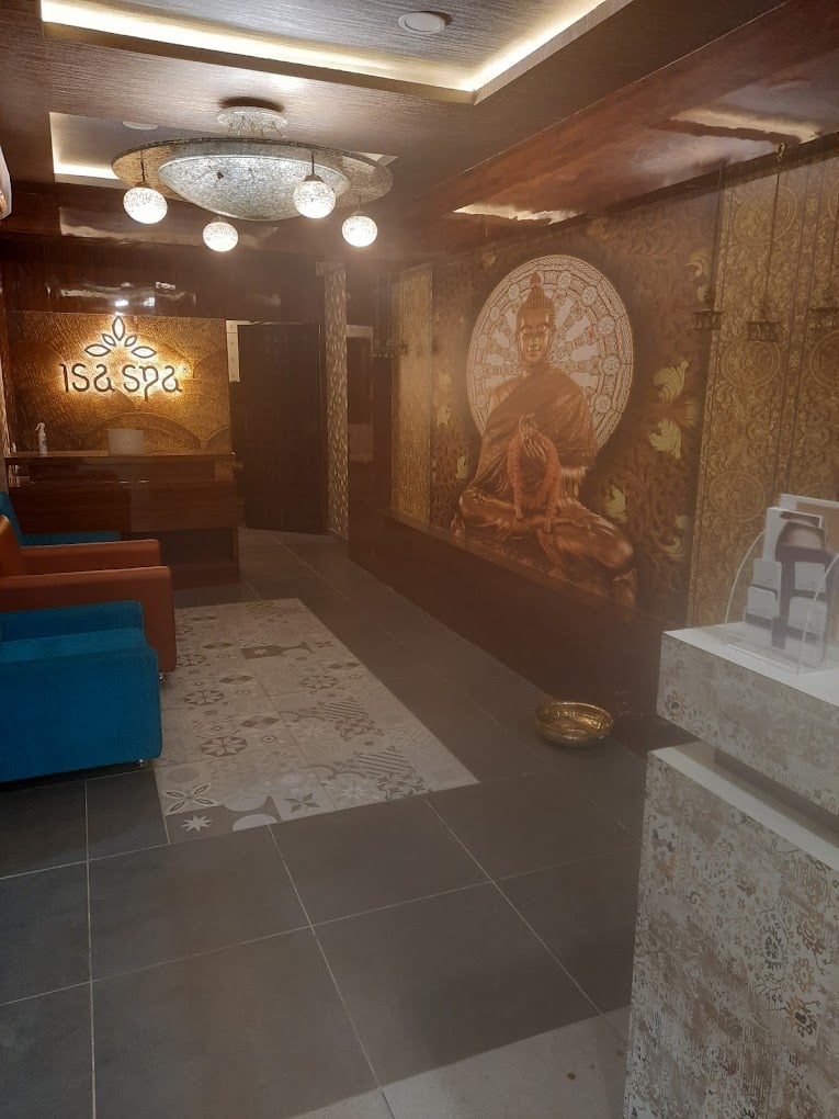 Isa Spa Chappru Nagar Square, Nagpur - 3