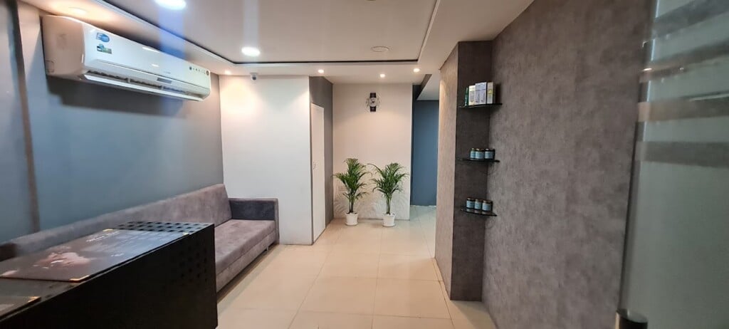 Moss Spa Hair Weaving & Bonding - 5