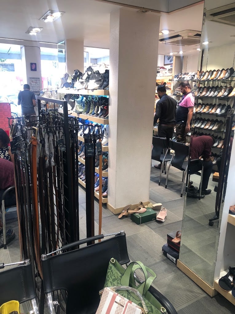 Regal Shoes Nagpur - 4