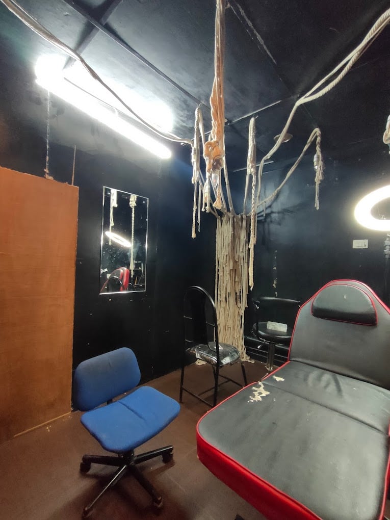 Oldman Tattoo Studio & Training School - 3