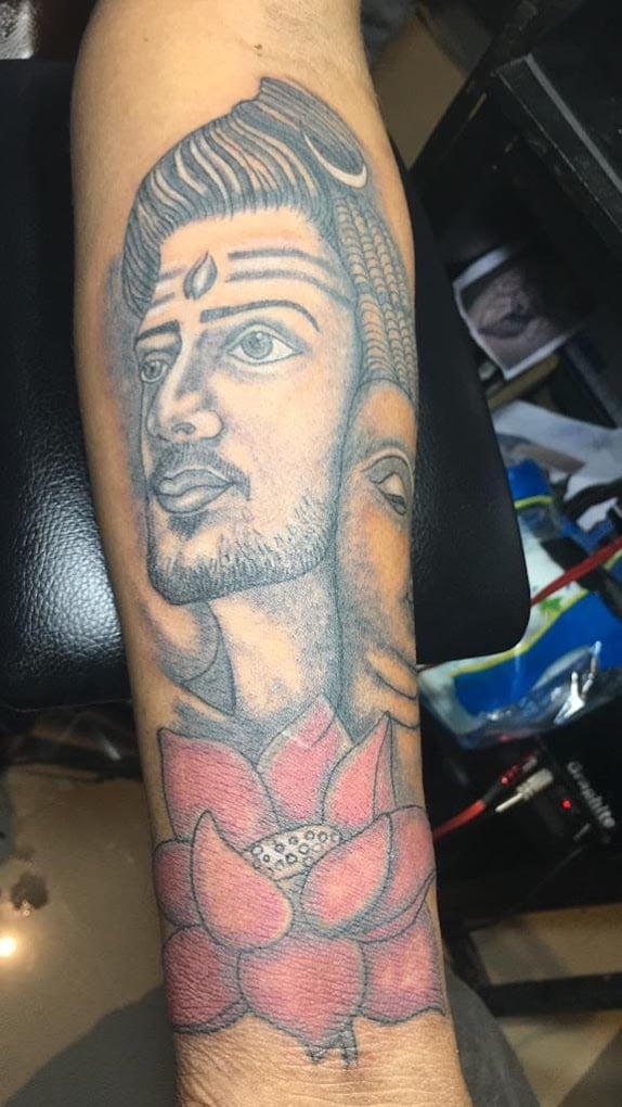 Step Up Tattoo Studio - 4