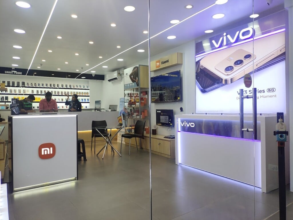 New mobile store vellayambalam - 4