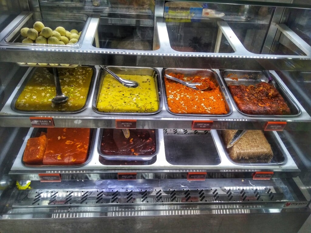 Murugan Sweets and Snacks - 3