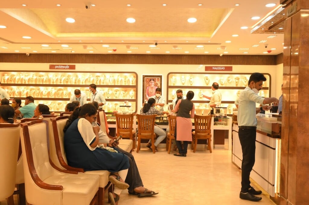Rajakumari Gold & Diamonds Thiruvananthapuram - 5