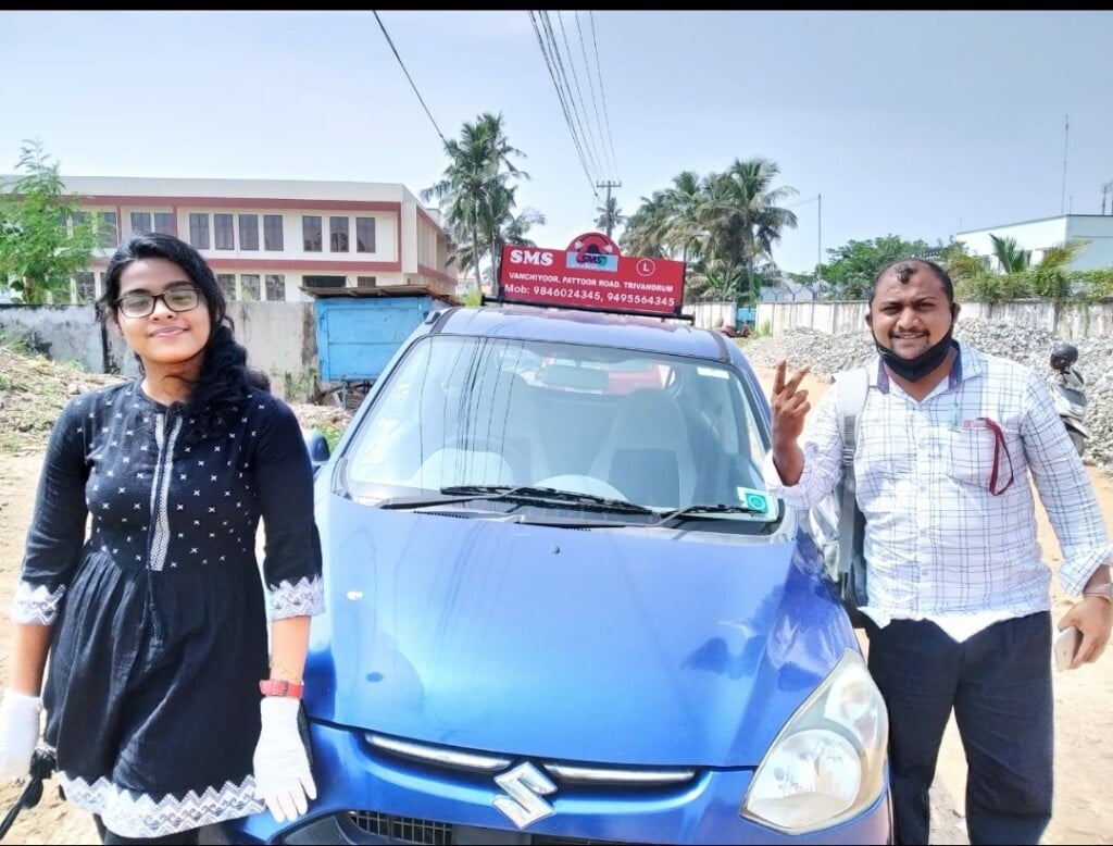 SMS Motor Driving School vanchiyoor,peroorkkada,Kulathoor - 5