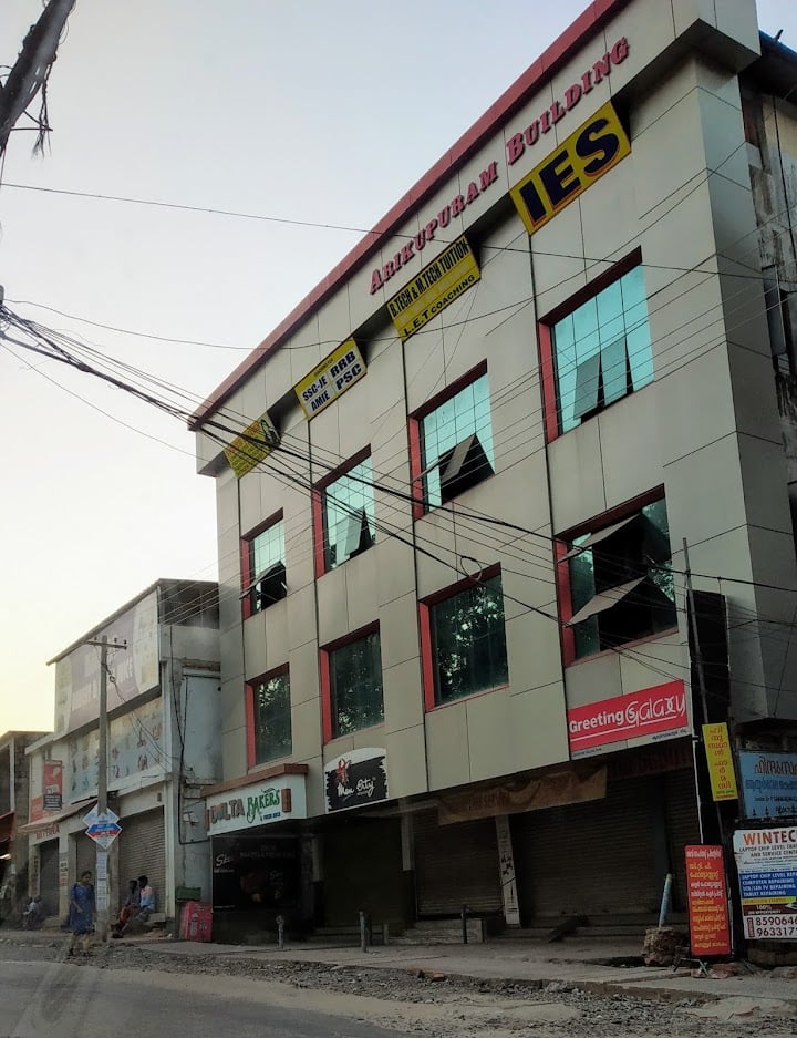 Lateral Entry coaching Centre/LET 2023 in Trivandrum for Diploma Holders