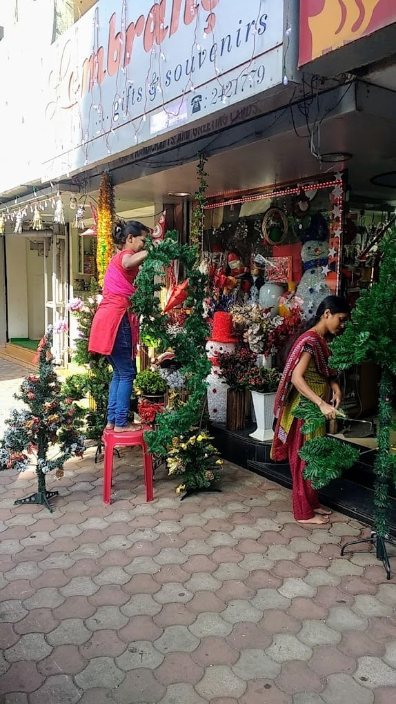 Lembranca Gift And Souvenirs - 5