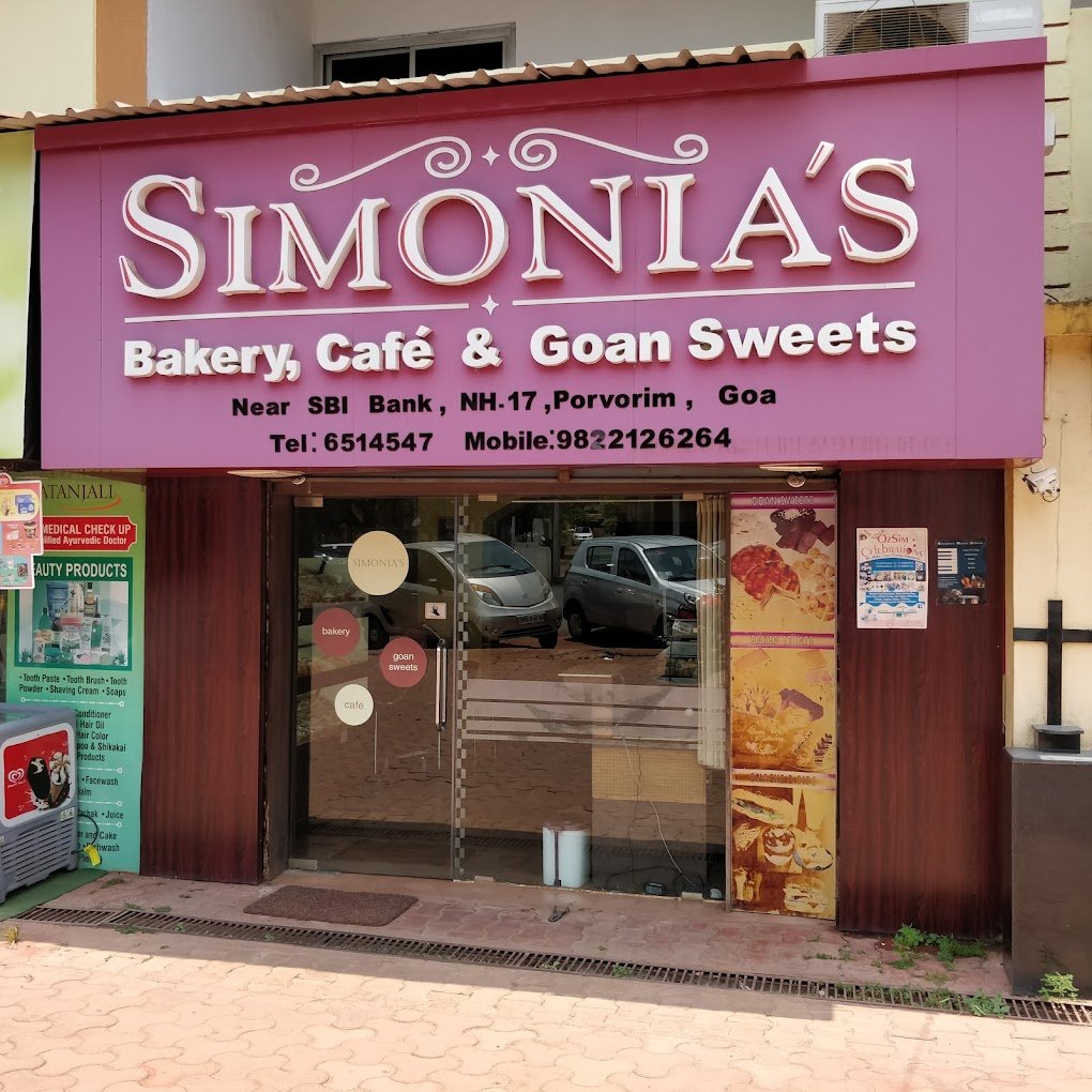 Simonia's Bakery - 5