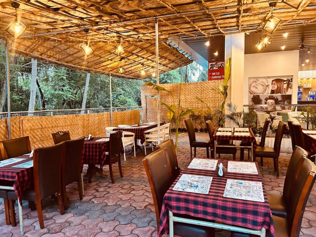 Veggie Delight Majorda | Pure vegetarian restaurant | Vegan food | Jain food