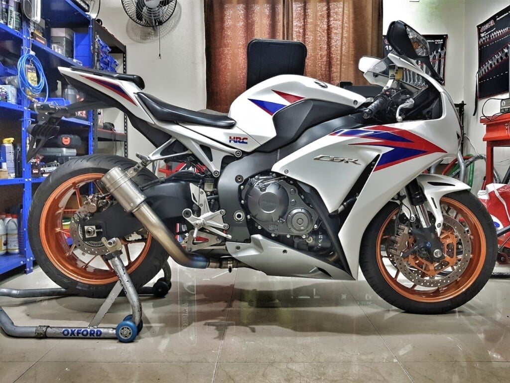 Behind Bars - Moto Cafe Lifestyle - 2