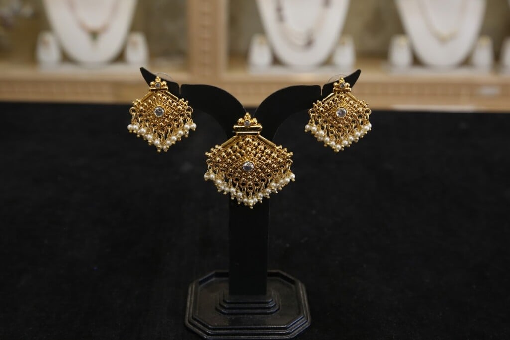 Mukta Real Pearls & Jewellers - 3