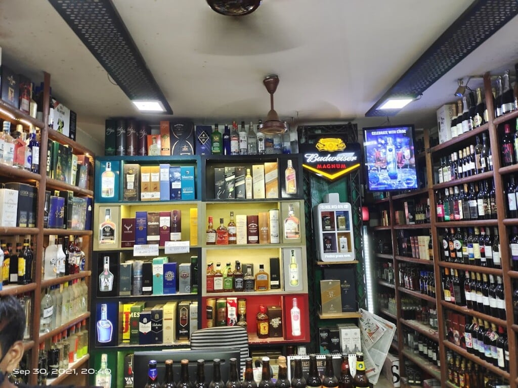 Calangute Beach Road Mall - 5