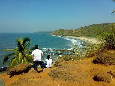 Fernandes Holiday Makers - 2