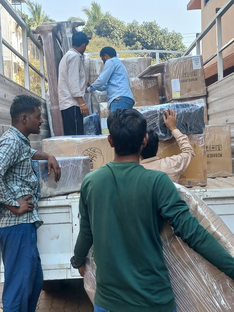 Trackspot Relocation Packers And Movers