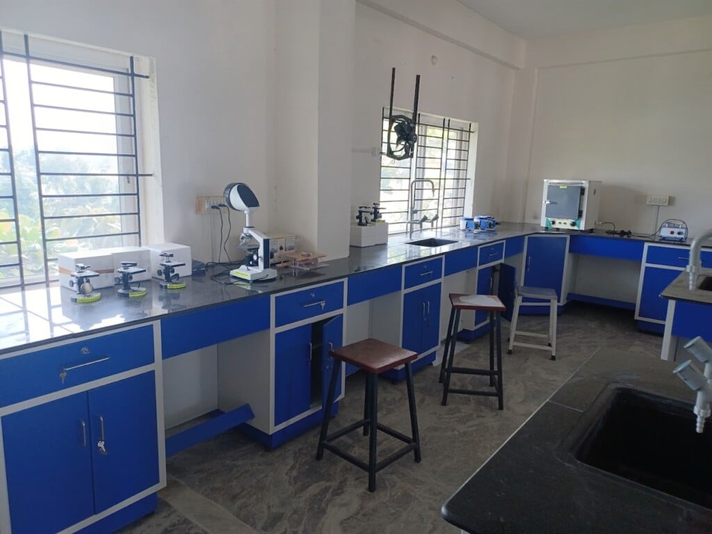 RAAK College of Pharmacy - 4