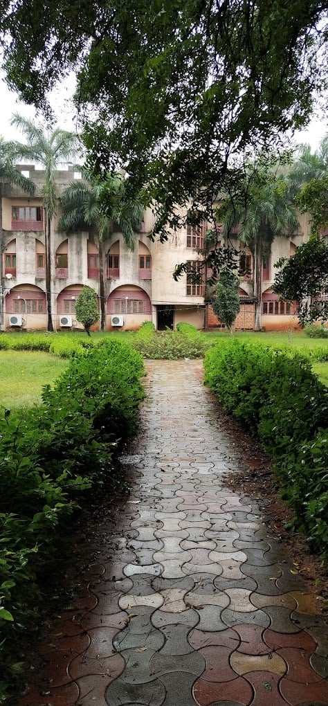 Department of Electronics Engineering, Pondicherry University - 4