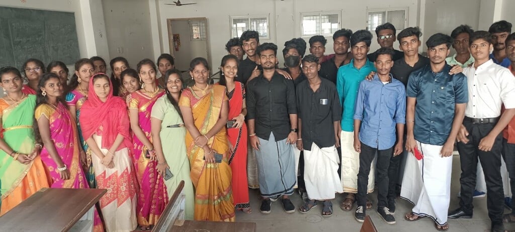 Shri venkateshwara College of Pharmacy - 2