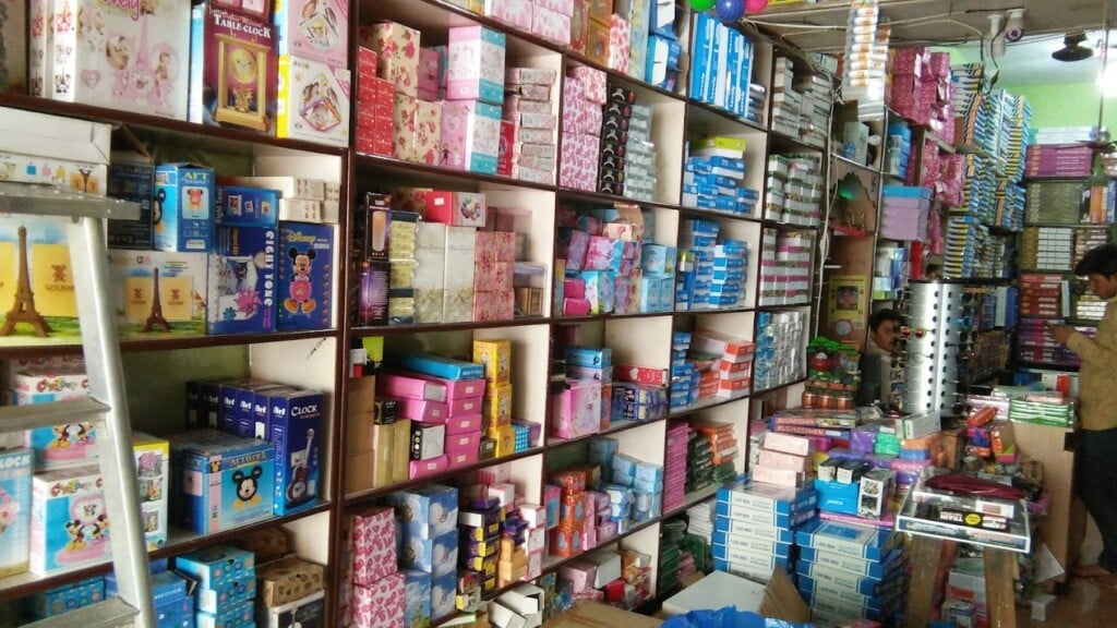 DURGA GIFT CENTER WHOLESALE & RETAIL