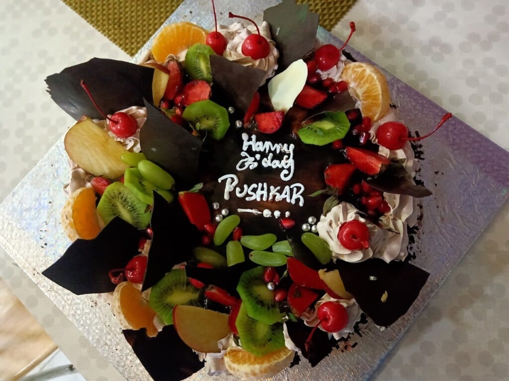 Creams and Cakes - 3