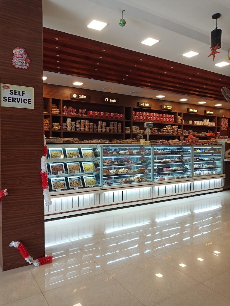 NELLAI SANTHI SWEETS AND BAKERY - 3