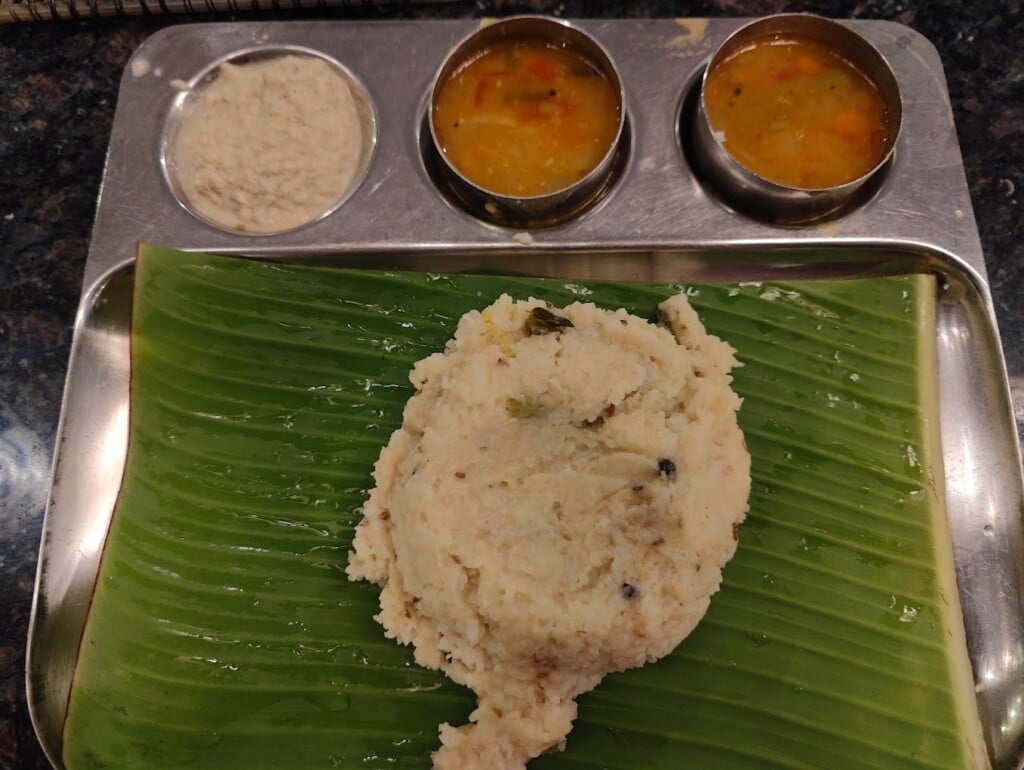 Hotel Kaarthik Vegetarian Restaurant Puducherry - 3