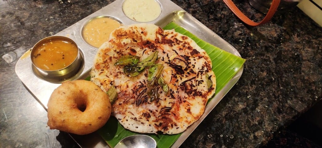 Hotel Kaarthik Vegetarian Restaurant Puducherry - 5