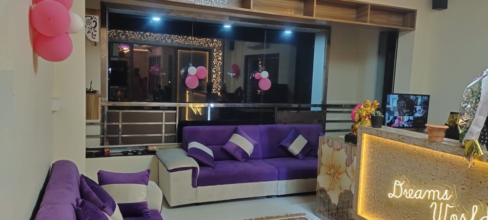 Dreams World Salon & Spa - 2